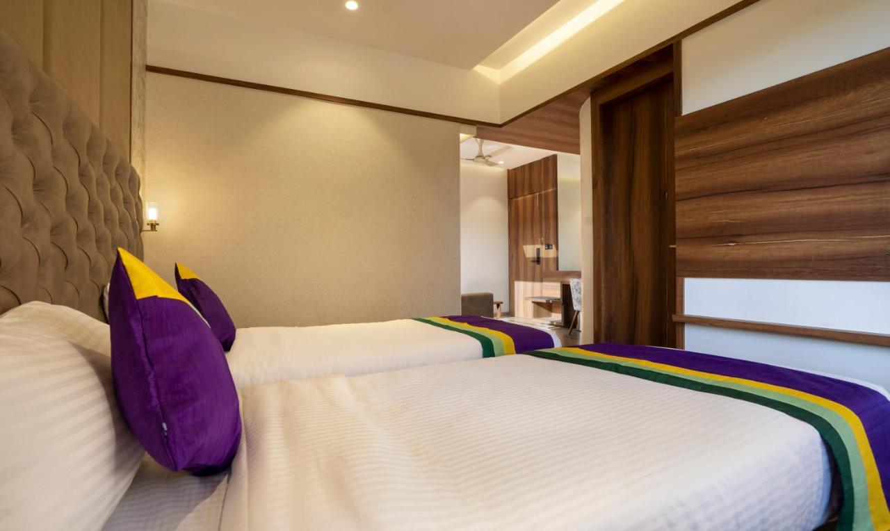 Treebo Premium Savera Inn Mumbai Luaran gambar
